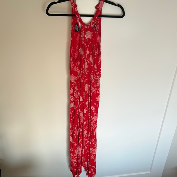 SMALL red floral peephole dress - Picture 3 of 3